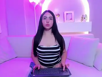 Stripchat Nude Webcam of Emmy_kenner