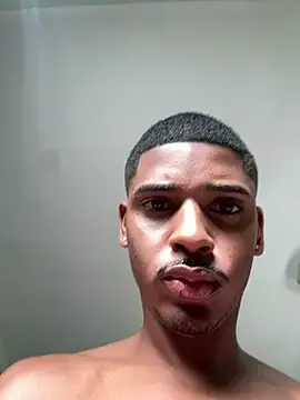 Stripchat Watch Live Sex Cams of pretin19cm1