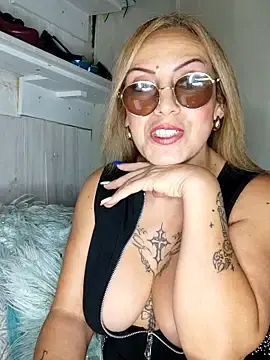 Stripchat Adult Webcams of Gatithaaa