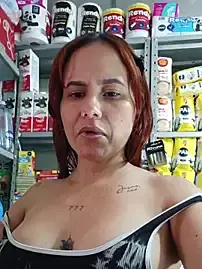Stripchat Live Sex Cam of Queen_lorena