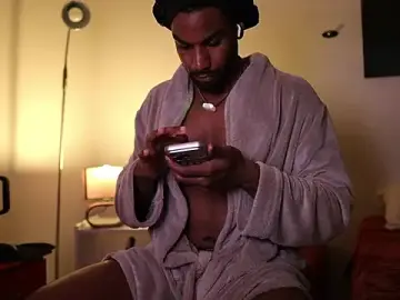 Stripchat Free Porn Cam of Jaycobortiz_