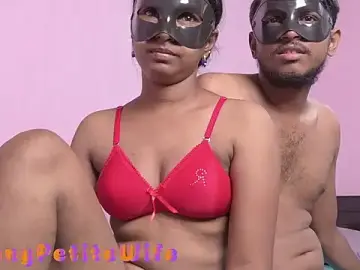 Stripchat Watch Live Sex Cams of SkinnyPetiteWife