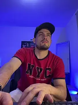 Stripchat Adult Webcams of williamsmiiths16