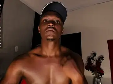 Stripchat Sex Cam of DannSmmith
