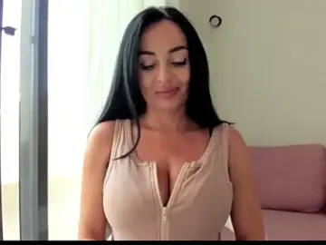 Stripchat Free Porn Cam of StellaSensual