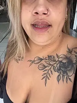 Stripchat Adult Webcam of kahreal