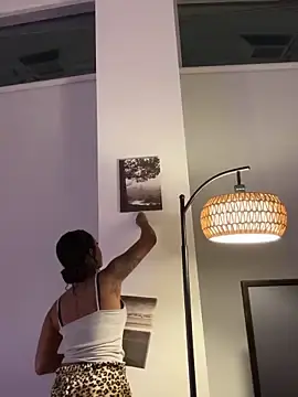 Stripchat Free Live Porn of Your_Paris