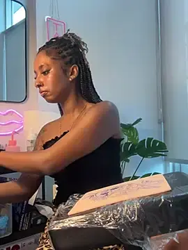 Stripchat Best live sex cam show of Your_Paris