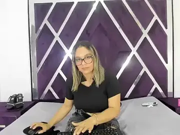 Stripchat Adult Video Chat of LunaViceht
