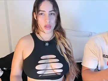 Stripchat Live Sex Cam of blue_and_peter