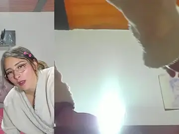 Stripchat Sex Cam of sharlotte_funny