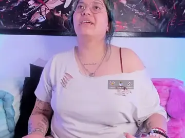 Stripchat Adult Webcam of lucky-leah