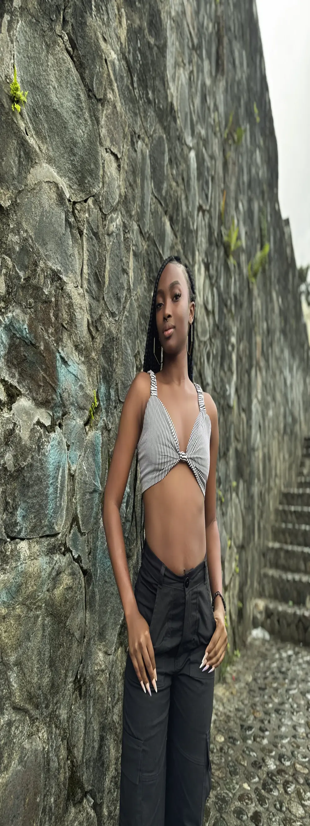 ahvi_ebony