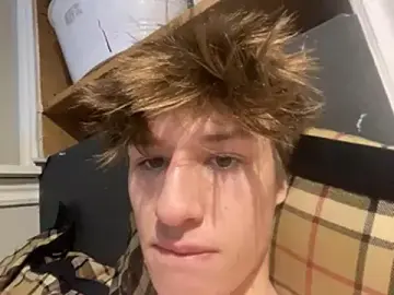 Stripchat Nude Webcam of yourwhiteboy1