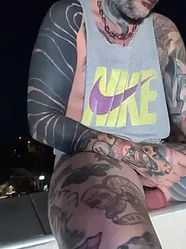 Stripchat Free Porn Cam of DarkDea