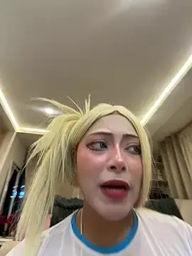 Stripchat Best live sex cam show of seraphine23