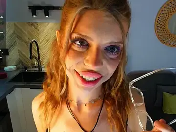 Stripchat Sex Cam of Hannah_Carr