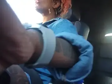 Stripchat Live Sex Cam of Indianbrownie