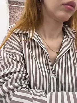 Stripchat Best Webcam of MayaSolar