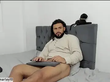 Stripchat Sex Cam of Louis_marley__