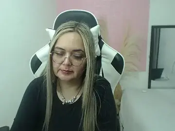 Stripchat Watch Live Sex Cams of samy_vsn