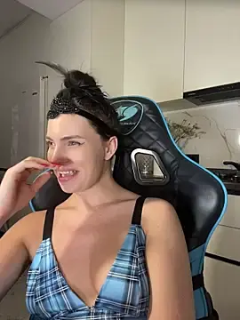 Stripchat Sex Chat of CurlyLara