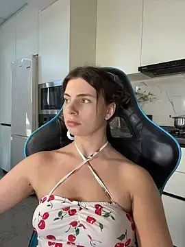 Stripchat Watch Live Sex Cams of CurlyLara