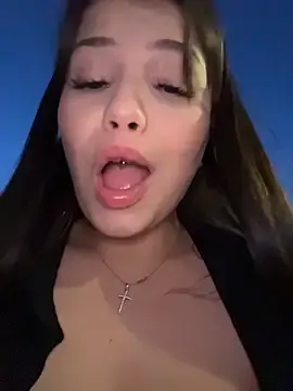 Stripchat Free Live Porn of Chloe__Moon