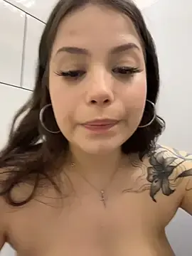 Stripchat Adult Video Chat of Chloe__Moon