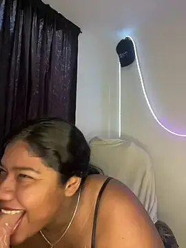Stripchat Nude Webcam of paola091