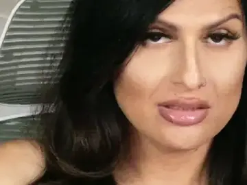 Stripchat Watch Live Sex Cams of xprettysmilex
