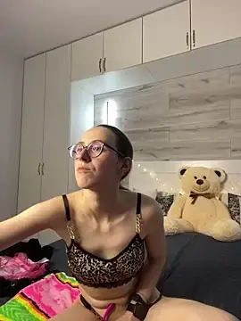 Stripchat Best Webcam of MartiniiSelenna
