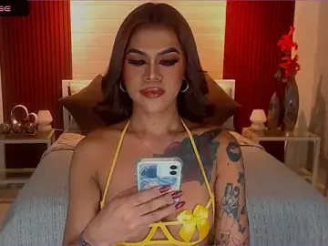 Stripchat Free Porn Cam of StellaStrong30