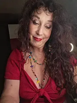 Stripchat Free Live Porn of GypsyEsmeralda