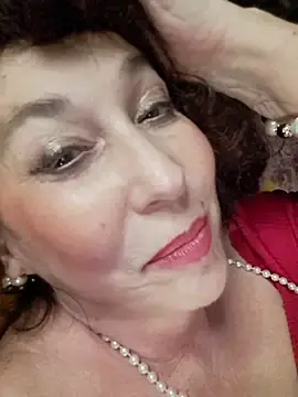 Stripchat Free Porn Cam of GypsyEsmeralda