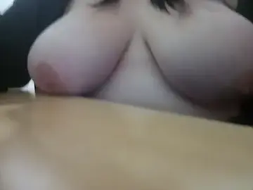 Stripchat Live Sex Cam of Deli8880