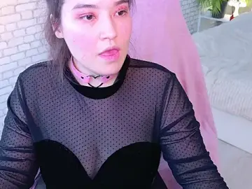 Stripchat Adult Webcam of MomoRins