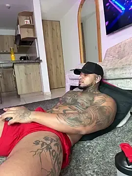 Stripchat Free Live Porn of zaiin_diesel