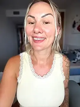 Stripchat Adult Webcam of NastyMilf_