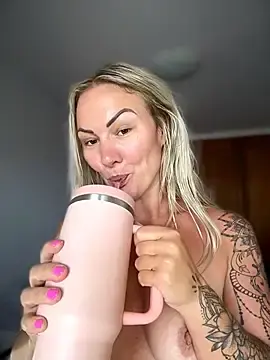 Stripchat Adult Webcam of NastyMilf_