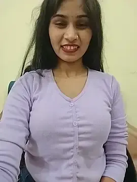 Stripchat Adult Webcam of Naughty_Kiara_