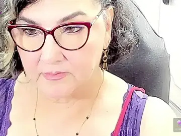 Stripchat Live Sex of cataleya_mom