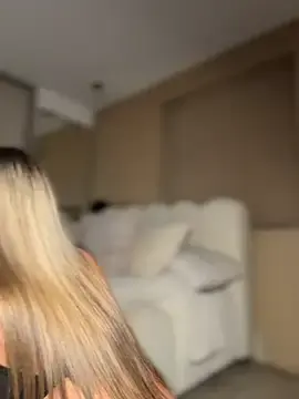 Stripchat Free Porn Cam of selenne_schmitt
