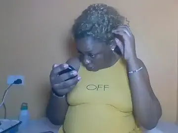 Stripchat Live Sex Cam of Prettyblackgal