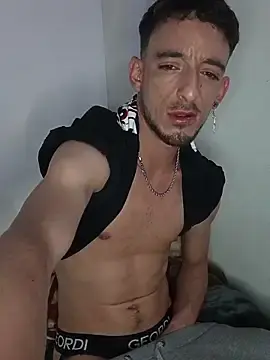Stripchat Free Porn Cam of Meliodas97xxx