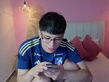 Stripchat Private Sex Chat of ryan_valentino