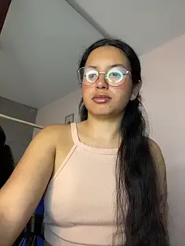 Stripchat Watch Live Sex Cams of Rosita_forever_
