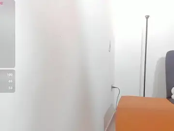 Stripchat Live Sex Cam of oralarson1