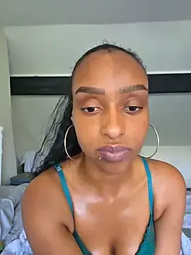 Stripchat Adult Webcam of Hazel_Dollxx
