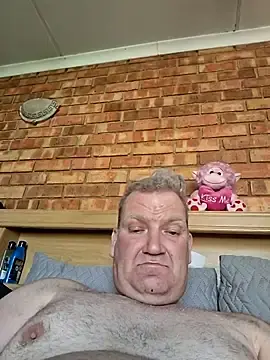 Stripchat Free Live Porn of wallacelegend